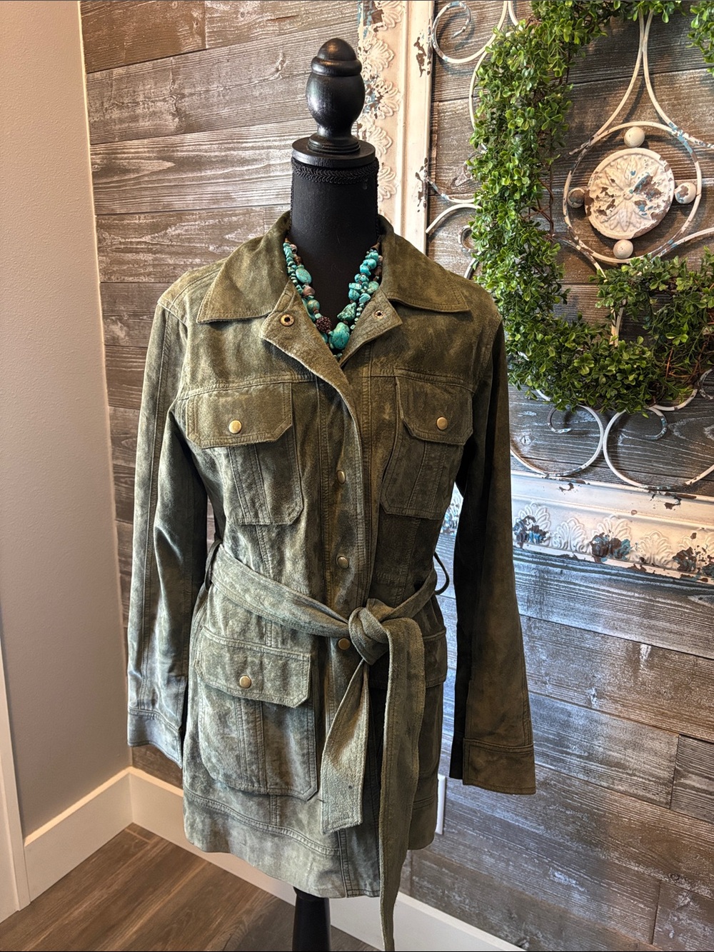 H&Y (Size M) Genuine Leather Women’s Olive Green Belted Jacket